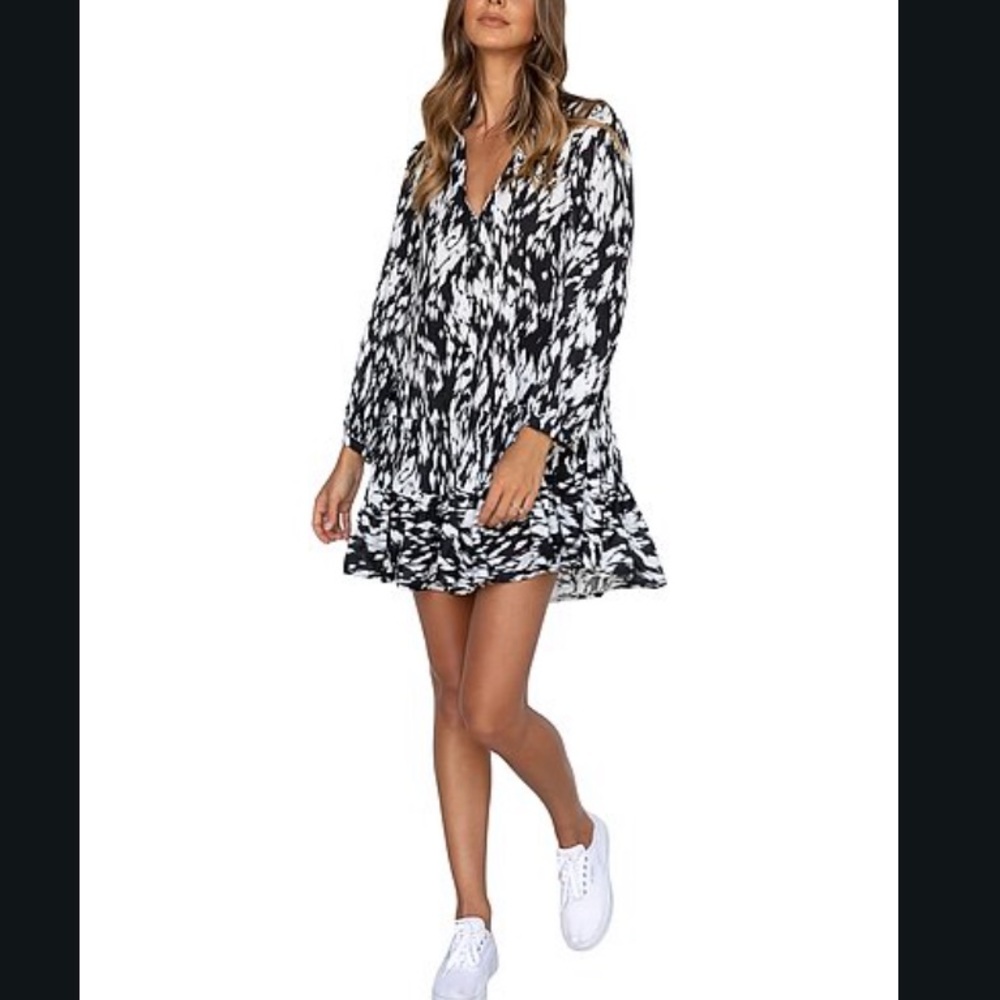 Brand New Nisha Outi Dress black and White Sz 12